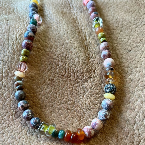 Sundance designs original choker style adjustable beaded necklace. - Picture 7 of 7